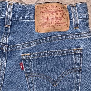 Vintage Levi Shorts!! Size 1